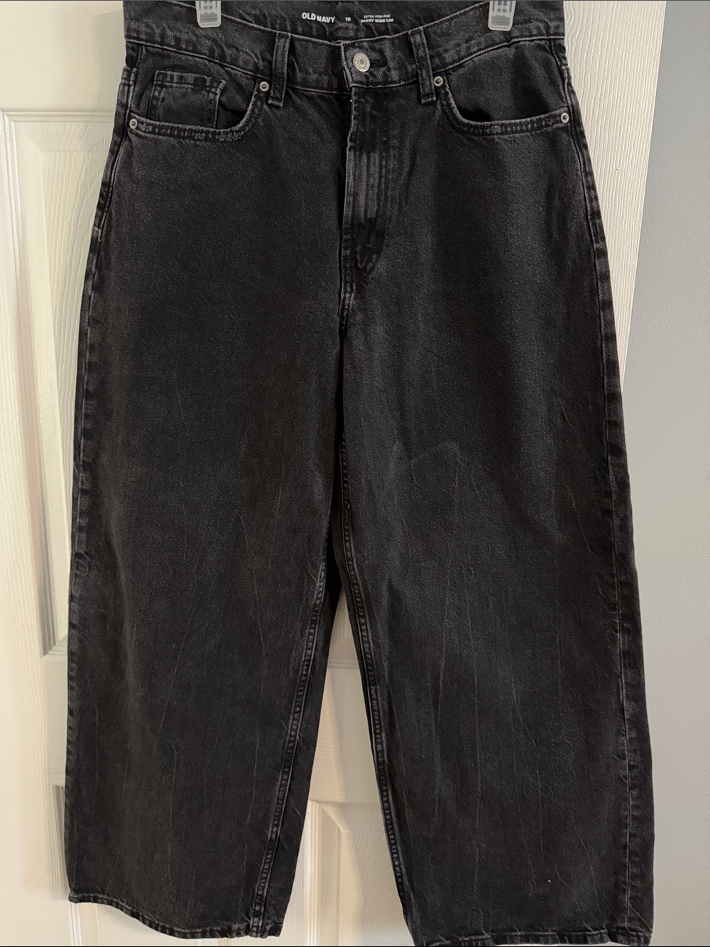 Old Navy Black Wash Extra High Rise Baggy Wide Leg Jeans - size 10